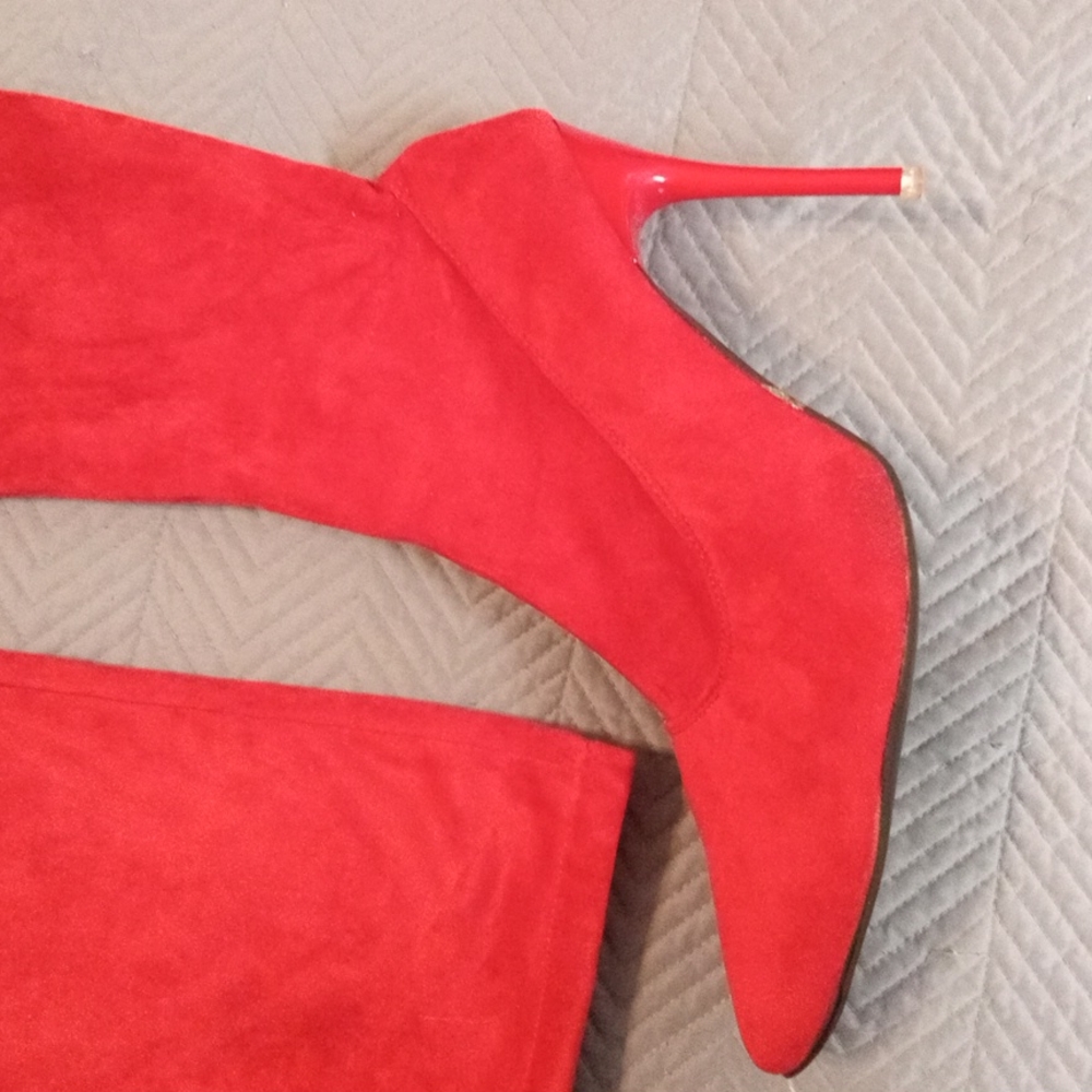 Knee high Red boot heels